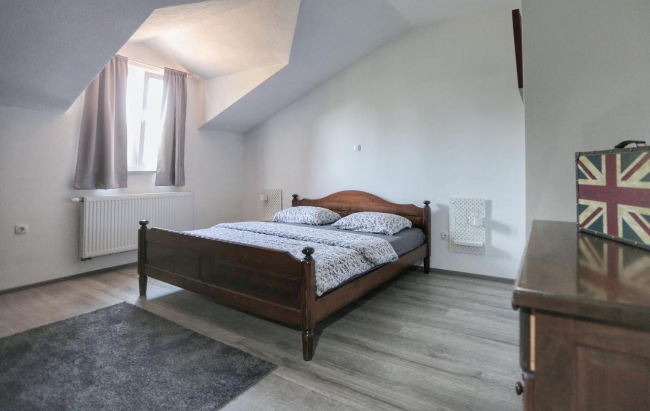 Apartment Tugare Екстериор снимка